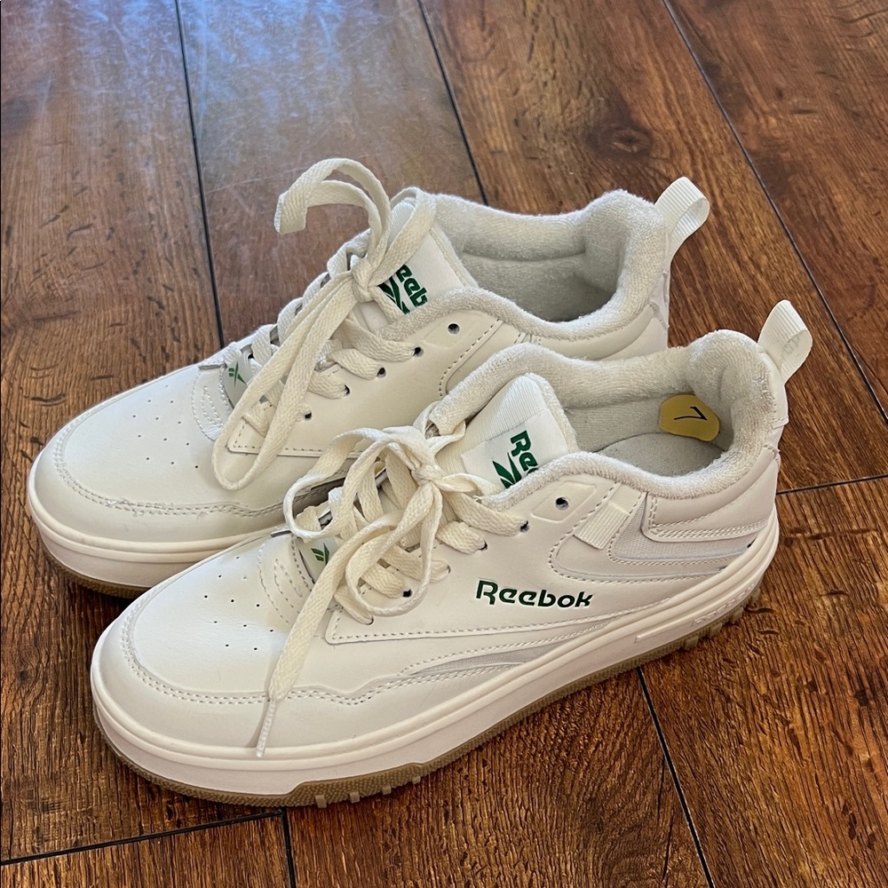Reebok  White Sneakers